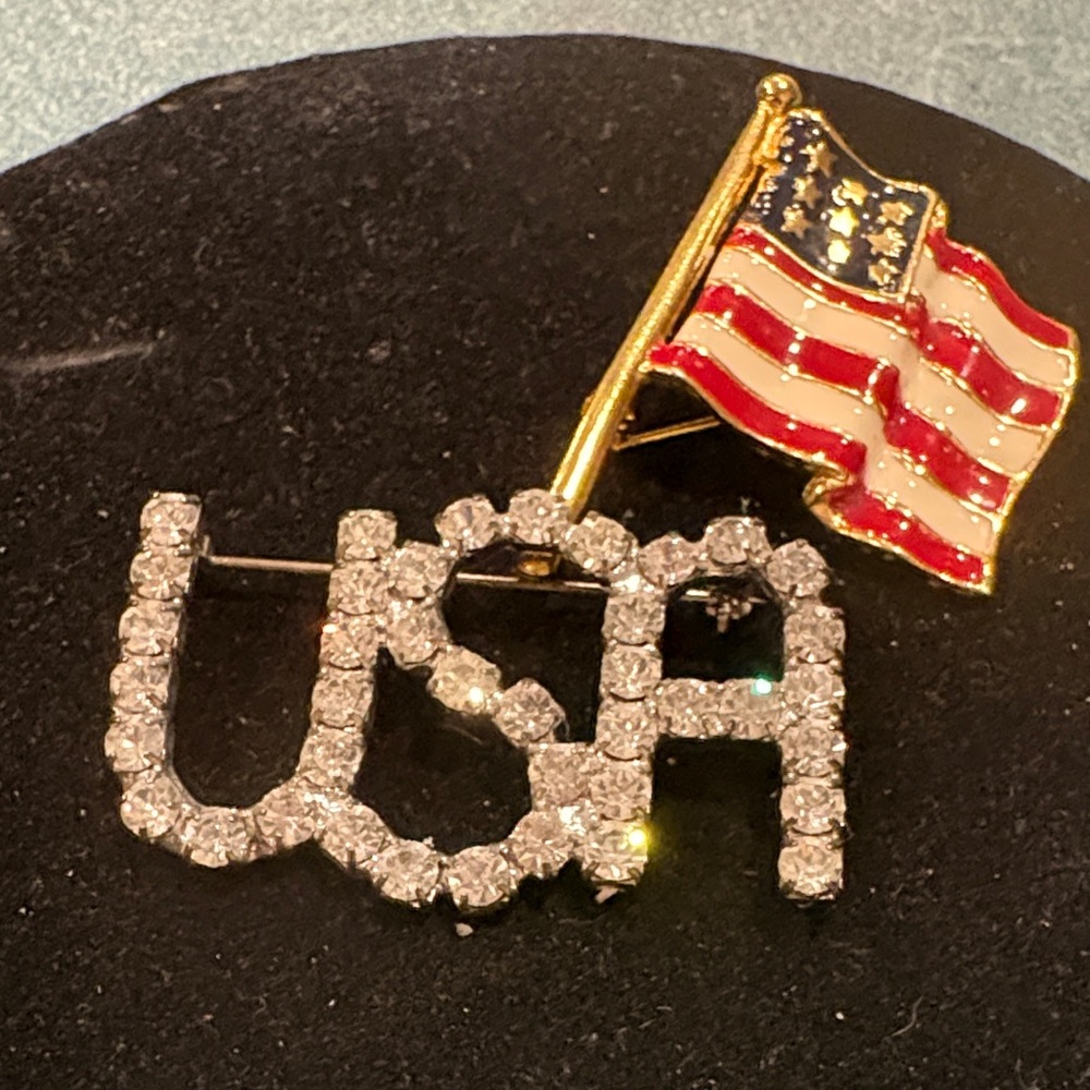 USA Flag Rhinestone Brooch
